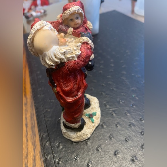 SANTA HOLDING A SMALL CHILD ORNAMENT - Picture 4 of 4
